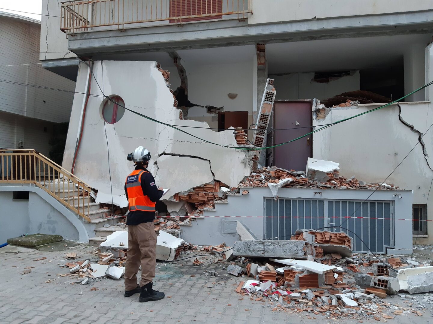 Disaster relief in an urban setting: The aftermath of Albania's largest earthquake in 30 years